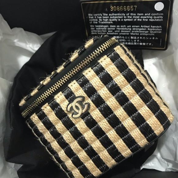 Chanel vanity case purse - Picture 1 of 6